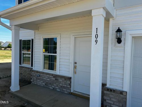 109 Thomas Trl, Lillington, NC, 27546-2841 | Card Image