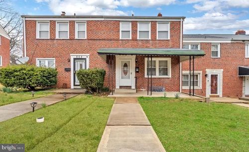 864 Benninghaus Rd, BALTIMORE, MD, 21212-3943 | Card Image