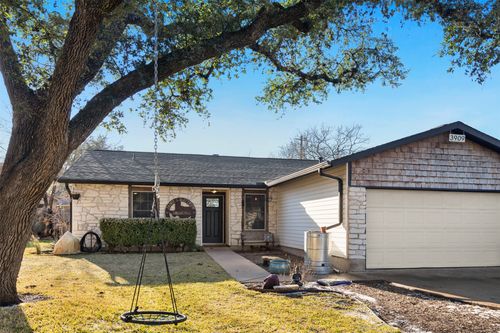 3909 Holt Dr, Austin, TX, 78749-3118 | Card Image