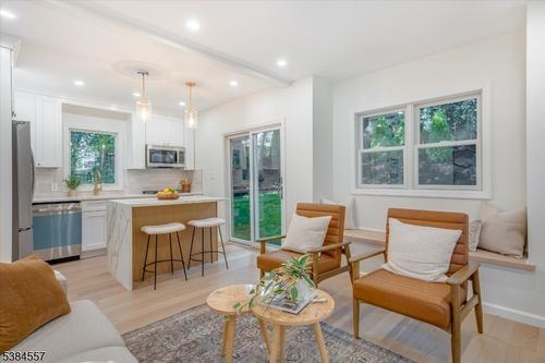 5 Brookside Dr, Millburn, NJ, 07041-1604 | Card Image