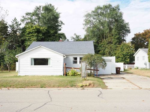 311 Union St, Saint Louis, MI, 48880-1831 | Card Image