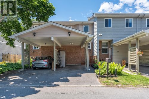 16 Stamford Pvt, Ottawa, ON, K1T3J1 | Card Image