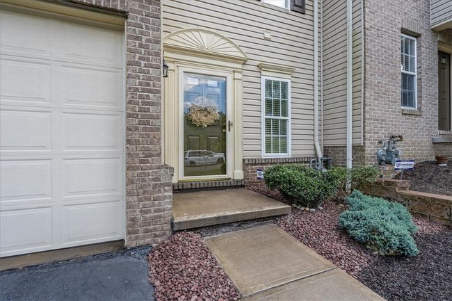 Neat landscaping adds to curb appeal. | Image 4