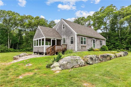 140 Long Hwy, Little Compton, RI, 02837-1810 | Card Image