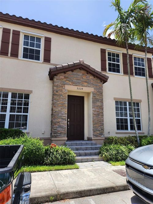 9224 Sw 170th Pl, Miami, FL, 33196-2957 | Card Image