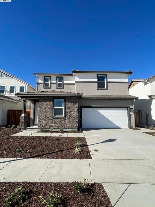 2177 Gentle Rain Dr, Roseville, CA, 95747-7491 | Card Image