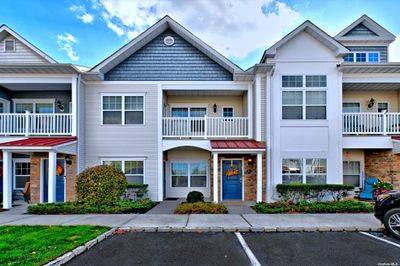 103 - 103 Millie Court, Condo with 2 bedrooms, 2 bathrooms and null parking in Patchogue NY | Image 1