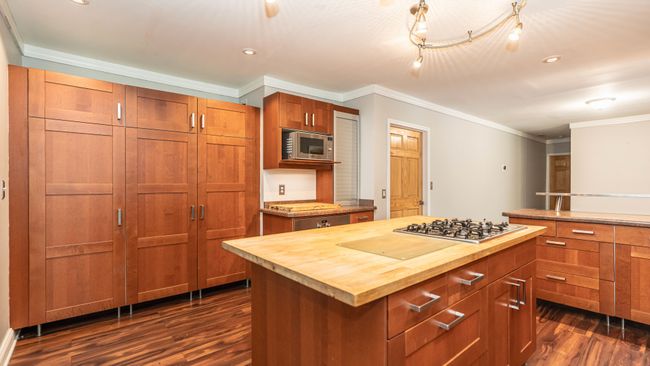 Pantry | Image 25