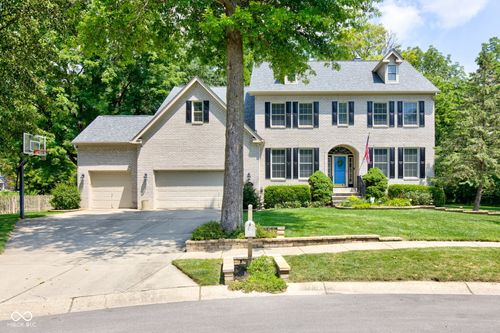 4325 Sedge Ct, Zionsville, IN, 46077-8520 | Card Image