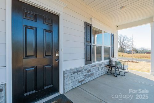 5411 Arnold Way, Concord, NC, 28025-7133 | Card Image