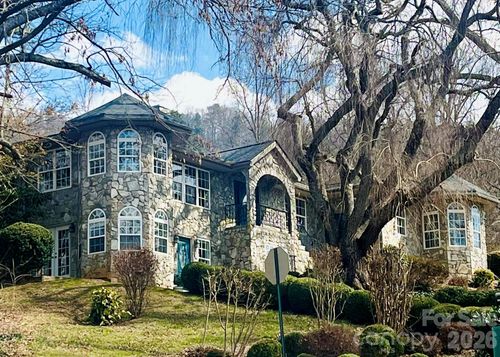 3 Northwood Rd, Asheville, NC, 28804-2826 | Card Image