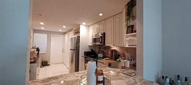 APT-205 - 3151 N Course Ln, Condo with 2 bedrooms, 2 bathrooms and null parking in Pompano Beach FL | Image 23