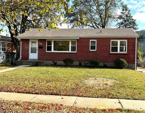 8604 Redbud, Richmond Heights, MO, 63117 | Card Image