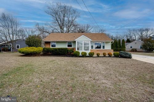 32 S Rose Ln, WEST BERLIN, NJ, 08091-3750 | Card Image