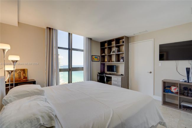 2602 - 16275 Collins Ave, Condo with 2 bedrooms, 2 bathrooms and null parking in Sunny Isles Beach FL | Image 28