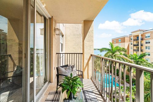 apt-729-1801 N Flagler Dr, West Palm Beach, FL, 33407-6567 | Card Image