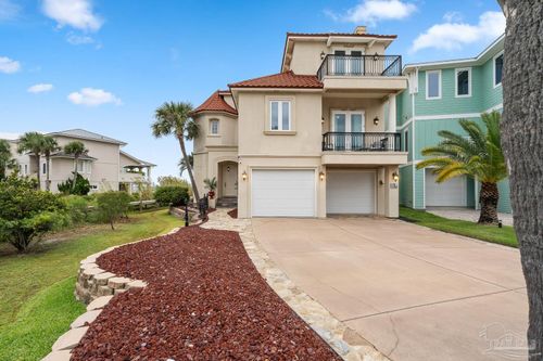 39 E Galvez Ct, Pensacola Beach, FL, 32561-5125 | Card Image