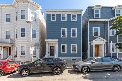 1-40 Woodward St, Boston, MA, 02127-2734 | Card Image