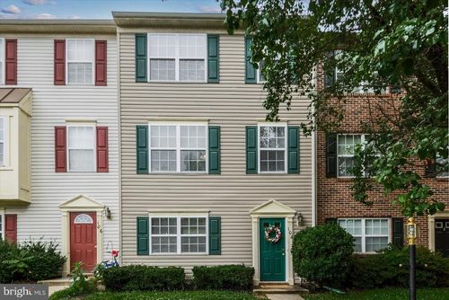 104 Regina Ln, FREDERICKSBURG, VA, 22405-8719 | Card Image