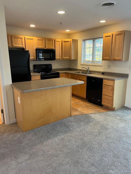 52 Crown Point Drive, Dover, NH, 03820 | Card Image