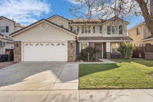 4526 Oakridge Dr, Tracy, CA, 95377-7097 | Card Image