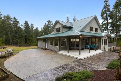 907 Hemsworth Rd, Qualicum Beach, BC, V9K1R3 | Card Image