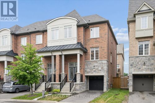1761 Magenta Rd, Pickering, ON, L1X0E1 | Card Image