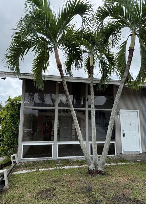 1-14310 Ne 5th Pl, Miami, FL, 33161-2984 | Card Image