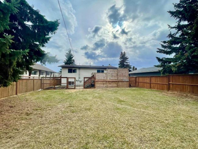 518 5 Avenue, Home with 4 bedrooms, 2 bathrooms and 3 parking in Wainwright AB | Image 41