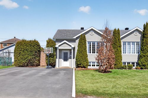 123 Rue Huot, Château-Richer, QC, G0A1N0 | Card Image