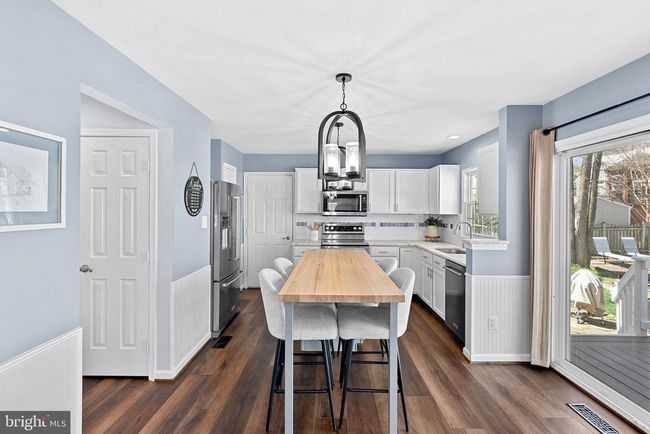 20755 Citation Dr, House other with 3 bedrooms, 4 bathrooms and null parking in ASHBURN VA | Image 13