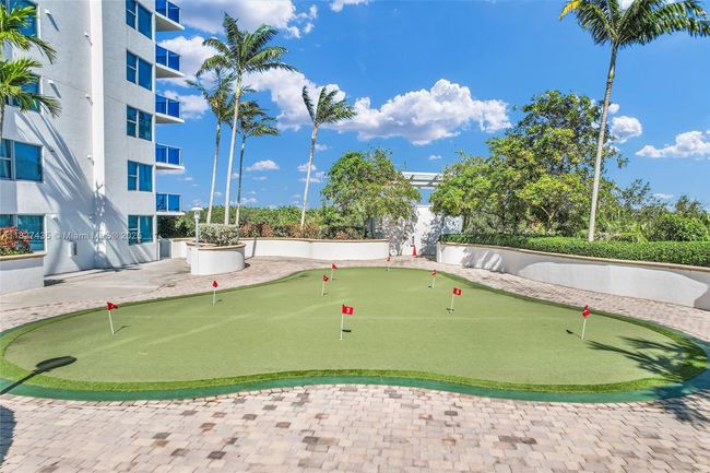 APT-1903S - 2681 N Flamingo Rd, Condo with 2 bedrooms, 2 bathrooms and null parking in Sunrise FL | Image 55