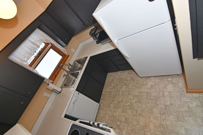 Clean and Tidy | Image 31