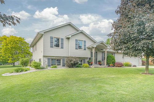 4380 Van Winkle Way, WINDSOR, WI, 53532 | Card Image