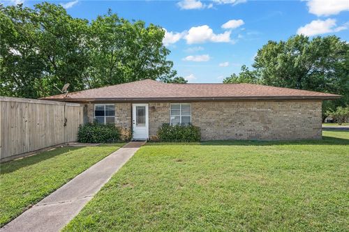 3108 Bluestem Dr, College Station, TX, 77845-5711 | Card Image