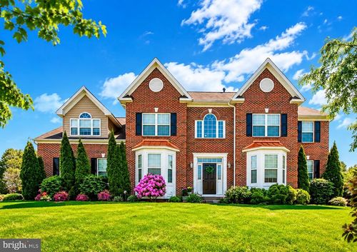 3002 Summer Meadow Dr, DOUGLASSVILLE, PA, 19518-1320 | Card Image