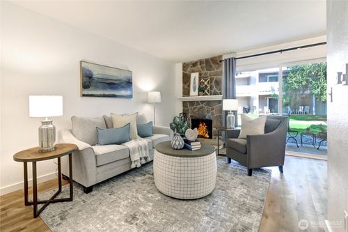 apt-b103-12510 Ne 130th Way, Kirkland, WA, 98034-3126 | Card Image