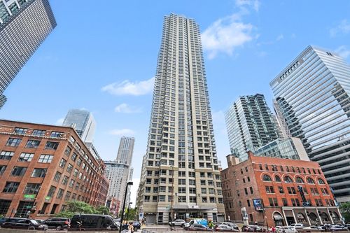 3204-440 N Wabash Ave, Chicago, IL, 60611-7671 | Card Image