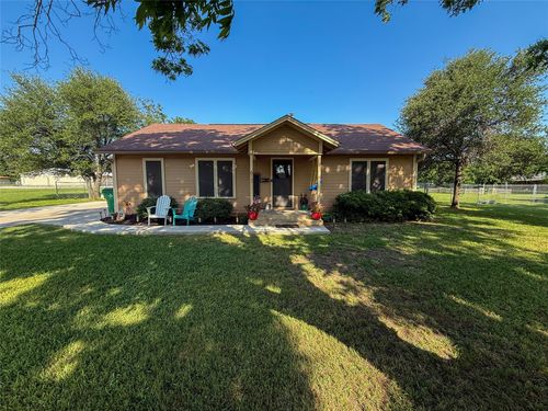 617 N Park St, Dublin, TX, 76446-1423 | Card Image