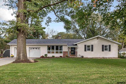 7804 Keystone Dr, Omaha, NE, 68134-3312 | Card Image