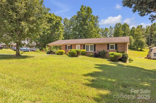 369 Birch Circle Dr, Hudson, NC, 28638-9702 | Card Image