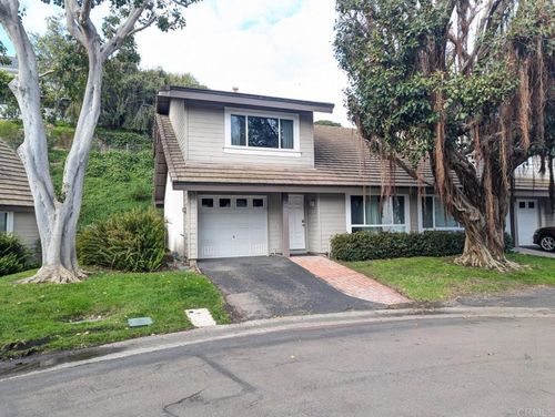 508 Turfwood Ln, Solana Beach, CA, 92075-2405 | Card Image