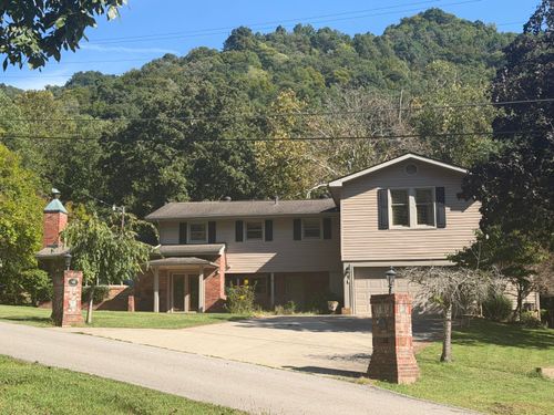 891 Woodland Hills, Harlan, KY, 40831 | Card Image