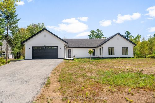 40 Bancroft Ridge Dr, Bancroft, ON, K0L1C0 | Card Image