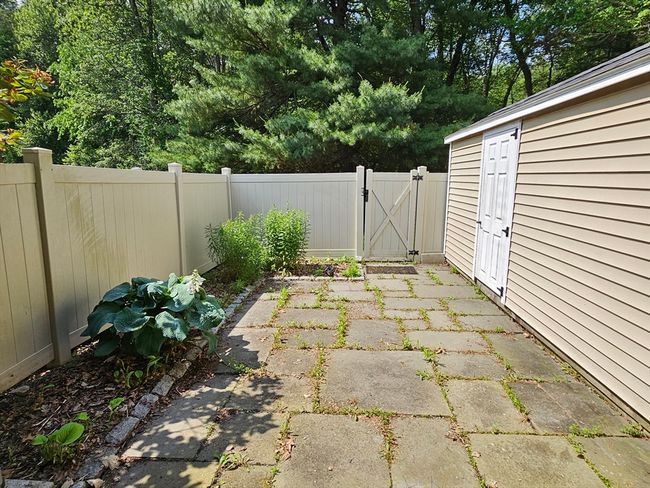 0 - 403 Windsor Dr, Condo with 2 bedrooms, 2 bathrooms and 1 parking in Framingham MA | Image 29
