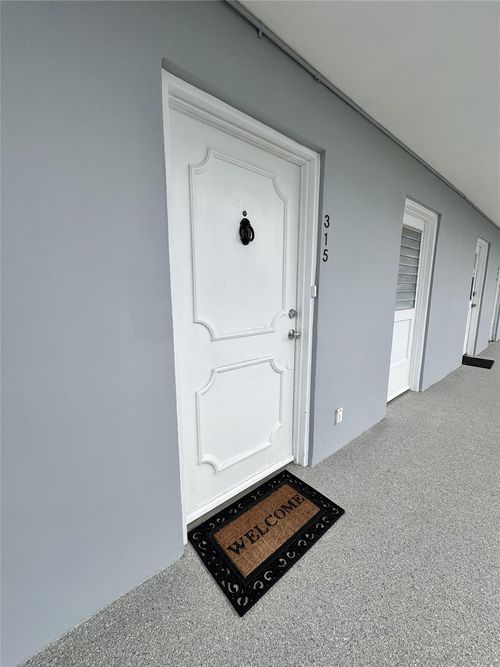 apt-315-5500 Nw 2nd Ave, Boca Raton, FL, 33487-3877 | Card Image