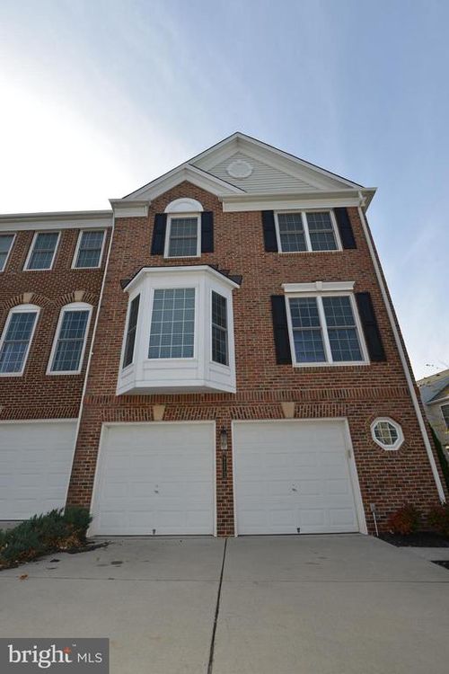 9272 Laurel Ridge Crossing Rd, LORTON, VA, 22079-2961 | Card Image