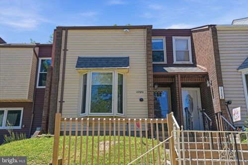 1720 Julie Ct, BENSALEM, PA, 19020-3803 | Card Image