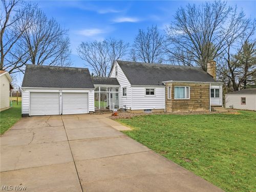 712 Champion Avenue E, Warren, OH, 44483 | Card Image