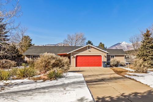 8980 Crystal View Ln, Flagstaff, AZ, 86004-3256 | Card Image